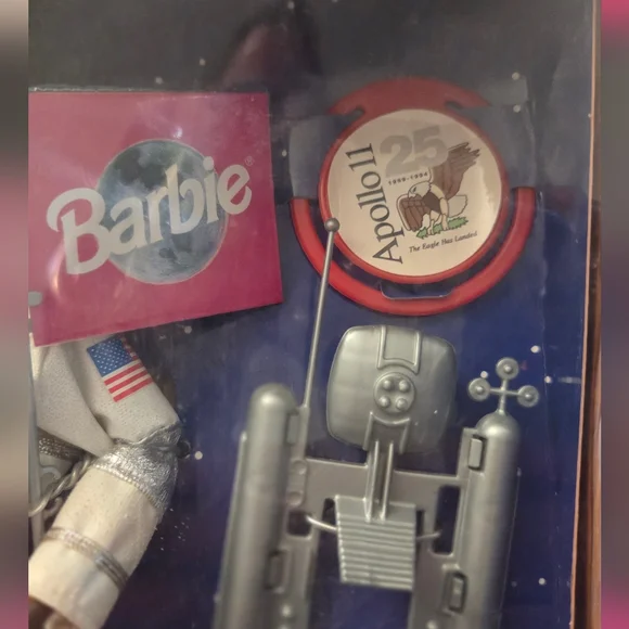 Astronaut Barbie Doll Special Edition From Career Collection - Picture 9 of 11